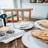 mesa com café da manhã